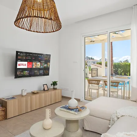 Olivia Del Mar By Nomads - Steps To Villa Argaka